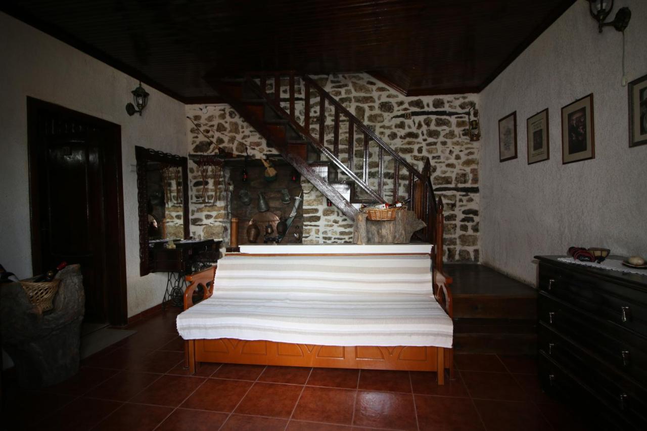 Hotel Nasho Vruho Μπεράτ Εξωτερικό φωτογραφία