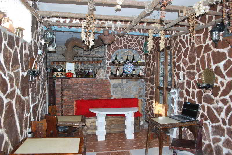 Hotel Nasho Vruho Μπεράτ Εξωτερικό φωτογραφία