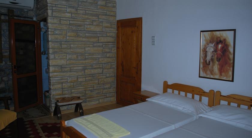 Hotel Nasho Vruho Μπεράτ Εξωτερικό φωτογραφία